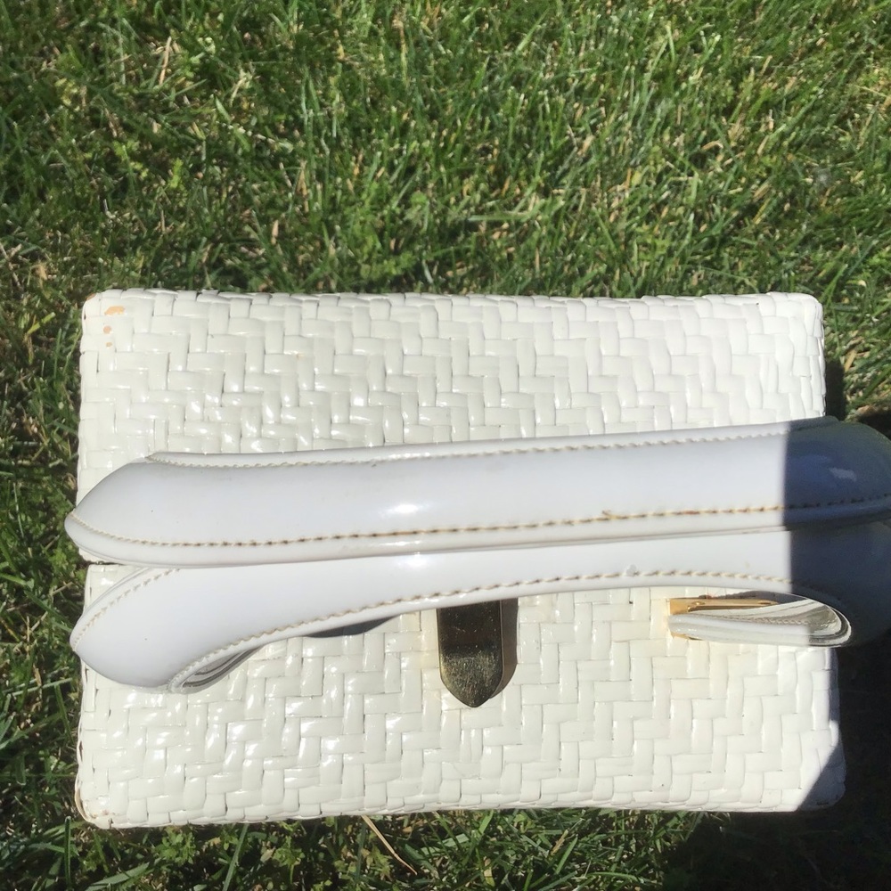 Vintage Koret White Wicker\Basket Purse - Picture 10 of 11